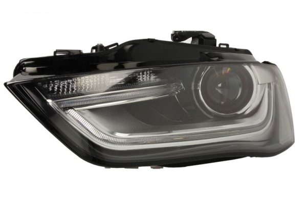 Priekinis žibintas AUDI A4 B8 XENON (2012 - 2015)